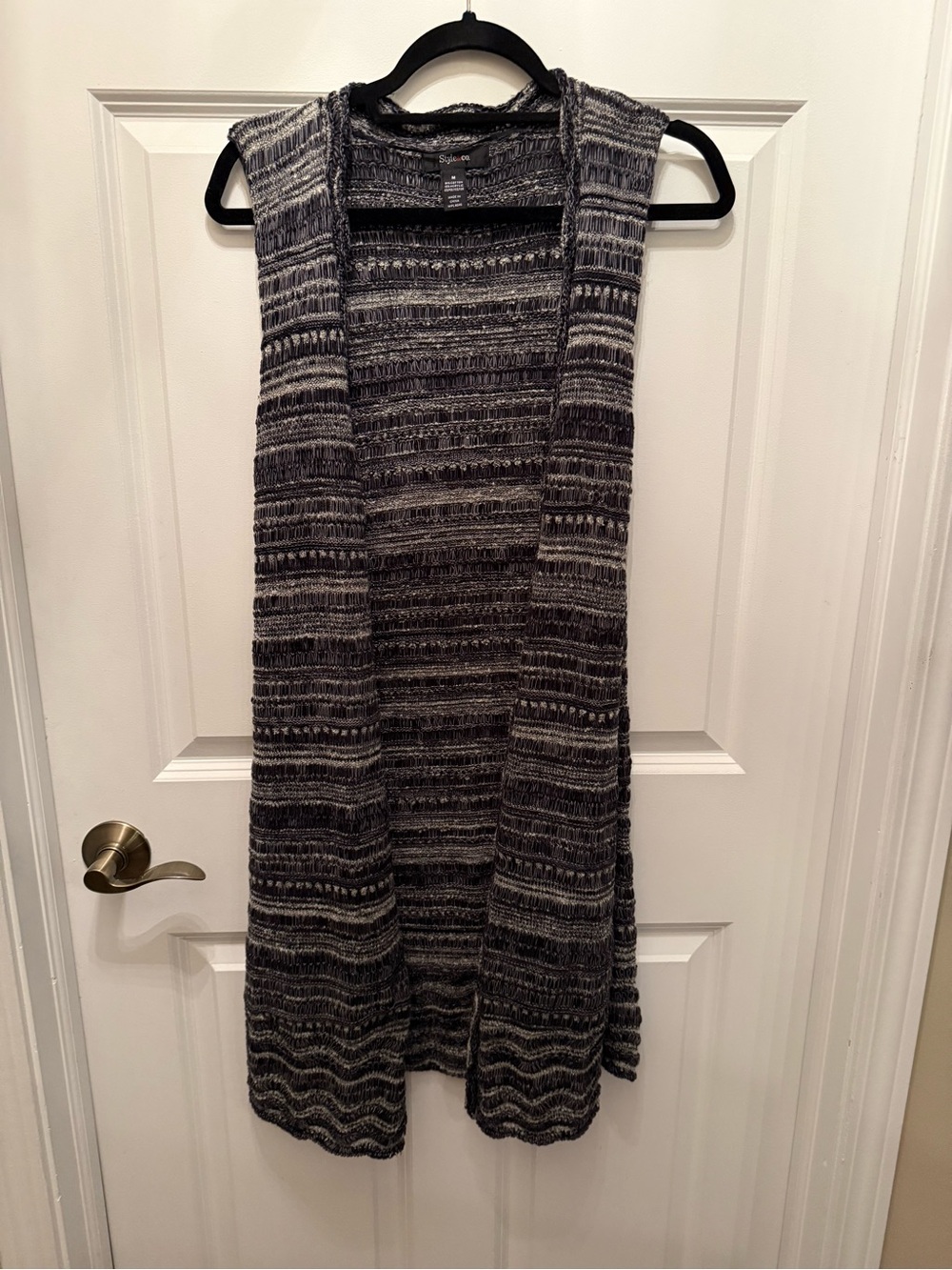Style & Co. Black and Gray Open-Front Knit Duster Vest